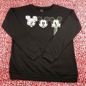 NWT Women’s Disney Sweater